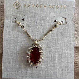 Kendra Scott necklace